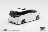 Toyota Alphard 40 KUHL (RHD) (White) - MINI GT - 1:64 Modellauto 1/64