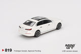 BMW i7 xDrive60 (LHD) (Mineral White) - MINI GT - 1:64