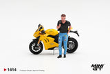 Ducati Panigale V4 S with Figure (Giallo) - MINI GT - 1:64 Modellauto 1/64