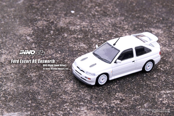 Ford Escort RS Cosworth with OZ Rally Racing Wheels (LHD) (White) - INNO64 - 1:64