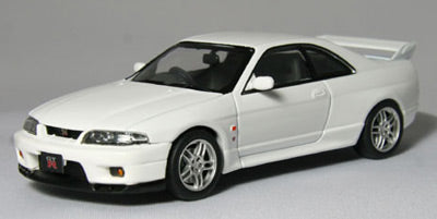 Nissan Skyline GT-R (R33) V-Spec 1995 (White) - Ebbro - 1:43