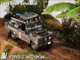 Land Rover Defender *Tomb Raider* - Street Weapon - 1:64 Modellauto 1/64