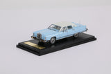 Lincoln Continental Town Car 1979 (Wedgewood Blue) - SunStar - 1:64 Modellauto 1/64