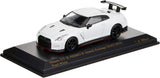Nissan GT-R Nismo N Attack Package (R35) 2015 (Pearl White) - Carnel - 1:64 Modellauto 1/64