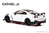 Nissan GT-R Nismo (R35) 2020 (Brilliant White Pearl) - Carnel - 1:64 Modellauto 1/64