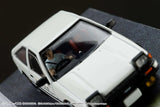 Toyota Sprinter Trueno GT Apex AE86 / INITIAL D Takumi Fujiwara VS Takeshi Nakazato with Figure - HOBBY JAPAN - 1:64