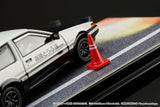 Toyota Sprinter Trueno GT Apex AE86 / INITIAL D Takumi Fujiwara VS Tomoyuki Tate with Figure - HOBBY JAPAN - 1:64