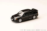 Mitsubishi Lancer RS Evolution III Kyoishi Sudo VS Ryosuke Takahashi Initial D Diorama Set - HOBBY JAPAN - 1:64 Modellauto 1/64