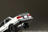 Toyota Sprinter Trueno (AE86) 2 door / INITIAL D Shinji Inui VS Takumi Fujiwara Diorama Set - HOBBY JAPAN - 1:64 Modellauto 1/64