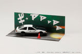 Toyota Sprinter Trueno (AE86) / INITIAL D Takumi Fujiwara VS Tomoyuki Tachi Re-release with a special collectible card included - HOBBY JAPAN - 1:64 Modellauto 1/64