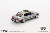 BMW 750 iL James Bond "Tomorrow never dies" - MINI GT - 1:64