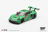 Porsche 911 GT3 R (992) #77 AO Racing 2025 IMSA Sebring 12 Hrs Class Winner - MINI GT - 1:64 Modellauto 1/64