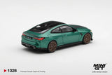 BMW M4 (G82) CS 2024 (LHD) (Frozen Isle of Man Green Metallic) - MINI GT - 1:64 Modellauto 1/64