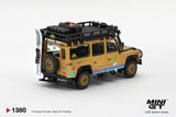 Land Rover Defender 110 1998 Camel Trophy Team Italy Tierra del Fuego CT.24 - MINI GT - 1:64 Modellauto 1/64