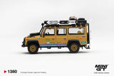 Land Rover Defender 110 1998 Camel Trophy Team Italy Tierra del Fuego CT.24 - MINI GT - 1:64 Modellauto 1/64
