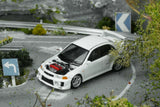 Mitsubishi Lancer Evolution V GSR (Scotia White) - MotorHelix - 1:64 Modellauto 1/64