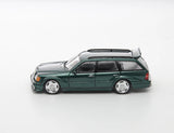 Mercedes S124 T Modell Evo2 (Grün) - Mortal Model - 1:64 Modellauto 1/64