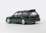 Mercedes S124 T Modell Evo2 (Grün) - Mortal Model - 1:64 Modellauto 1/64