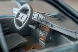 Mercedes-Benz 190 E 1992 (Pearl Blue) - Tomica Limited Vintage Neo - 1:64 Modellauto 1/64