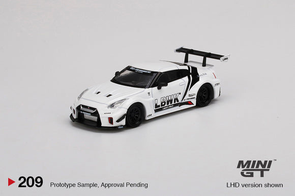LB-Silhouette Works GT Nissan 35GT-RR Version 1 (RHD) (White LBWK) - MINI GT - 1:64 - Modelcars Passion