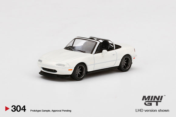 Mazda Miata MX-5 (NA) Tuned Version Classic White (RHD) - MINI GT - 1:64